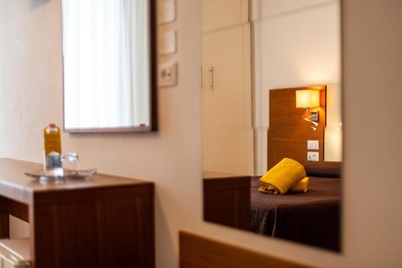 ביביונה Hotel President מראה חיצוני תמונה