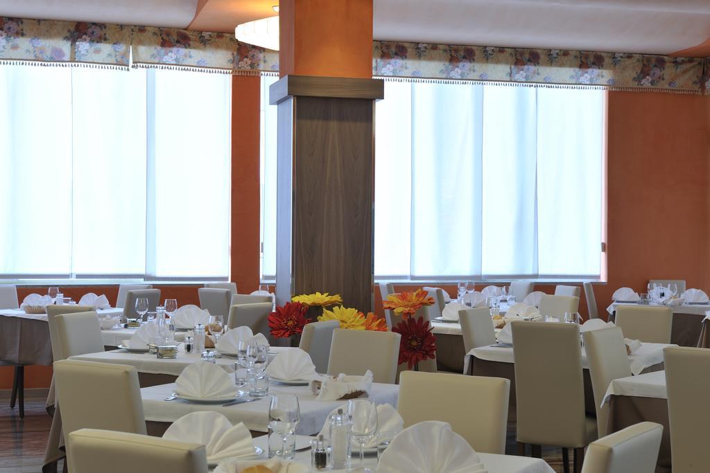 ביביונה Hotel President מראה חיצוני תמונה