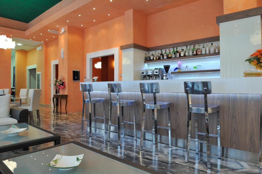 ביביונה Hotel President מראה חיצוני תמונה