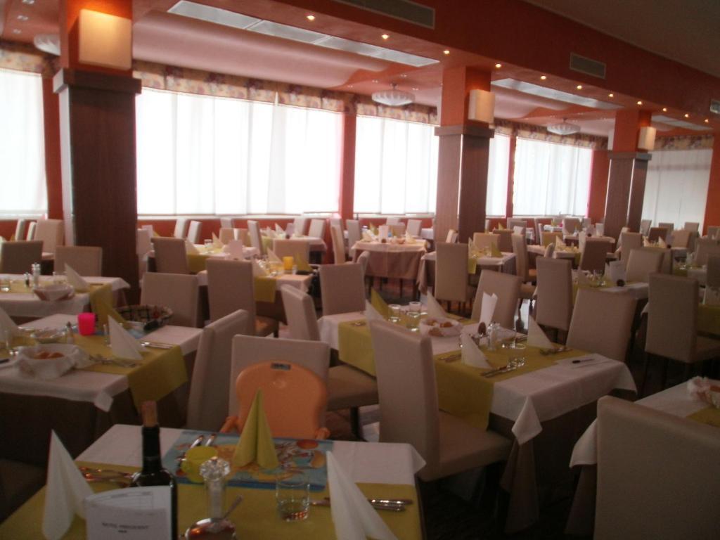 ביביונה Hotel President מראה חיצוני תמונה
