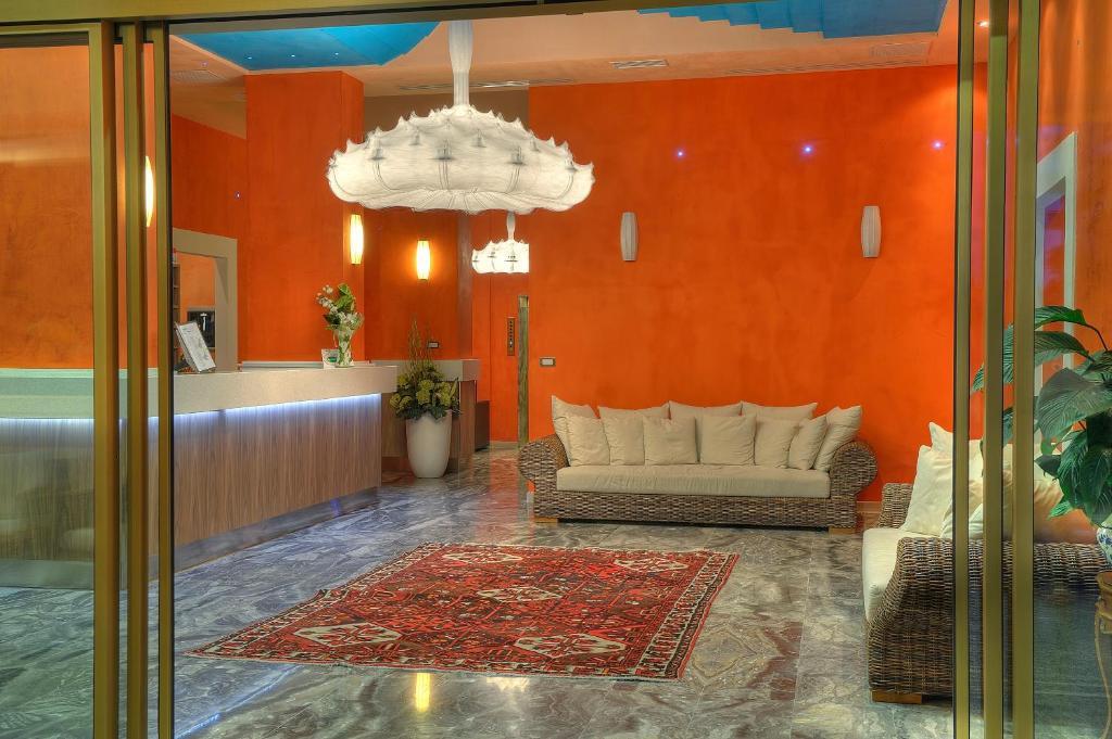 ביביונה Hotel President מראה חיצוני תמונה